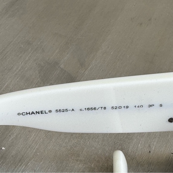 Chanel Rectangle Logo Colorblock Sunglasses Black/White - Picture 4 of 6